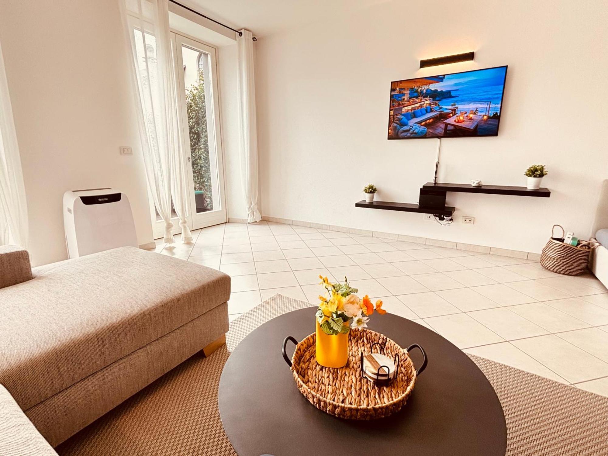 Lago Villa Zen - Apartment With Jacuzzi, Panoramic Views Lenno Esterno foto